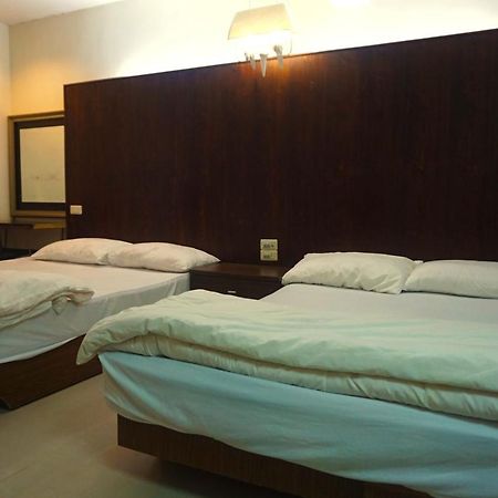 Hua Bin Hotel Yilan Luaran gambar